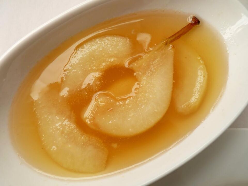 É útil para os pacientes con prostatite incluír compota de pera na súa dieta